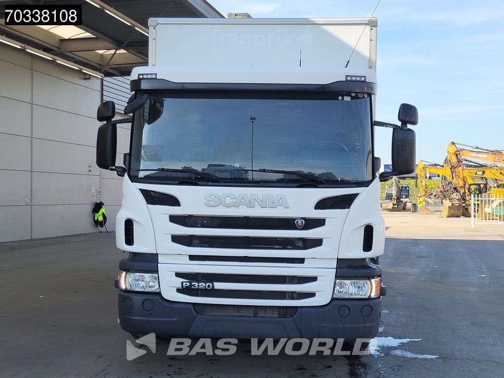 Scania P P320 6X2 3000kg Ladebordwand Lift+steering axle Automatic Euro 6