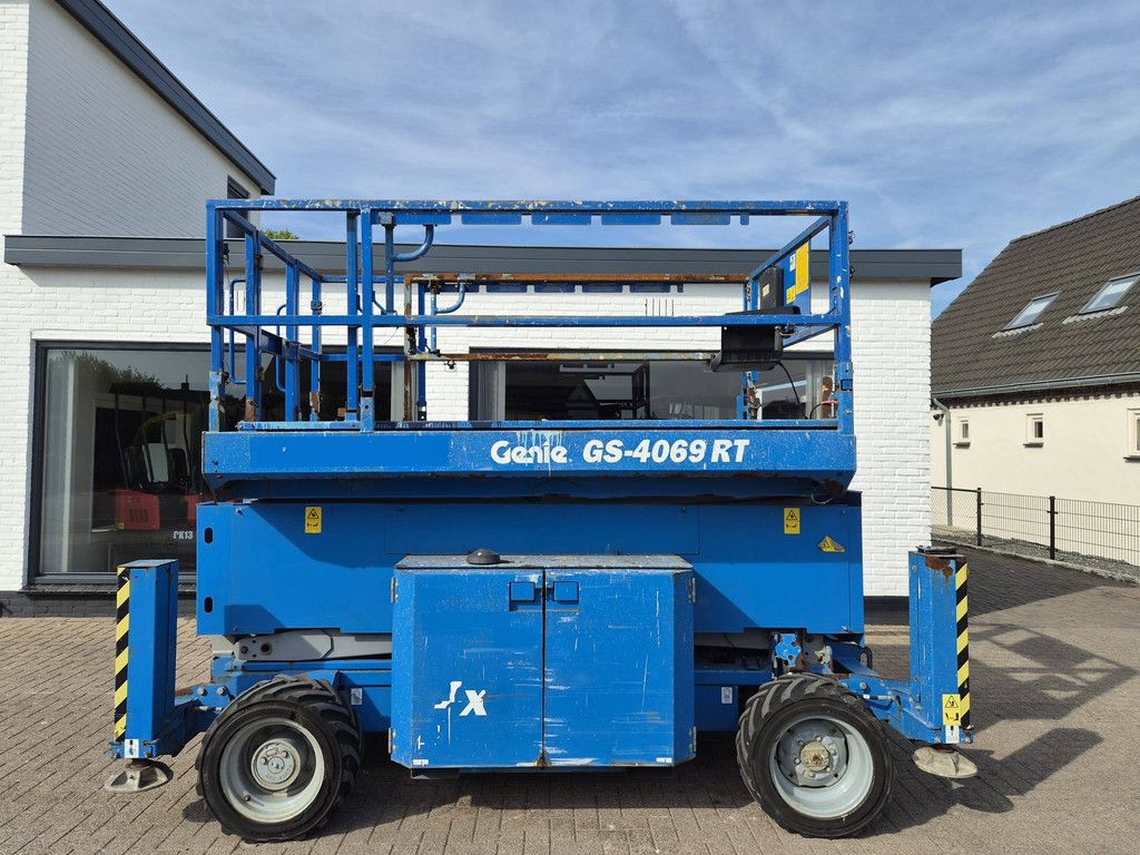 Scherenbühne Genie GS-4069 RT Diesel