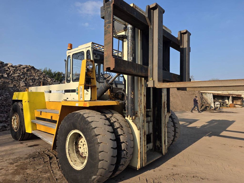 Forklift Svetruck 28120 Diesel 28000kg