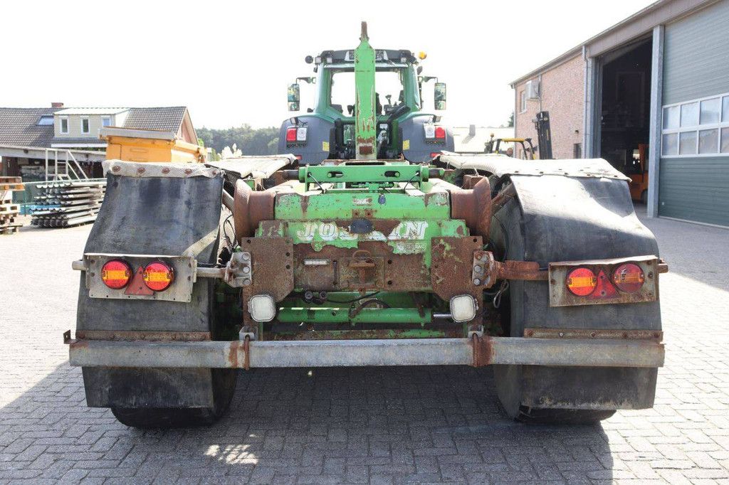 Agricultural chassis Joskin 16-24TRS 2009 with hook lift system