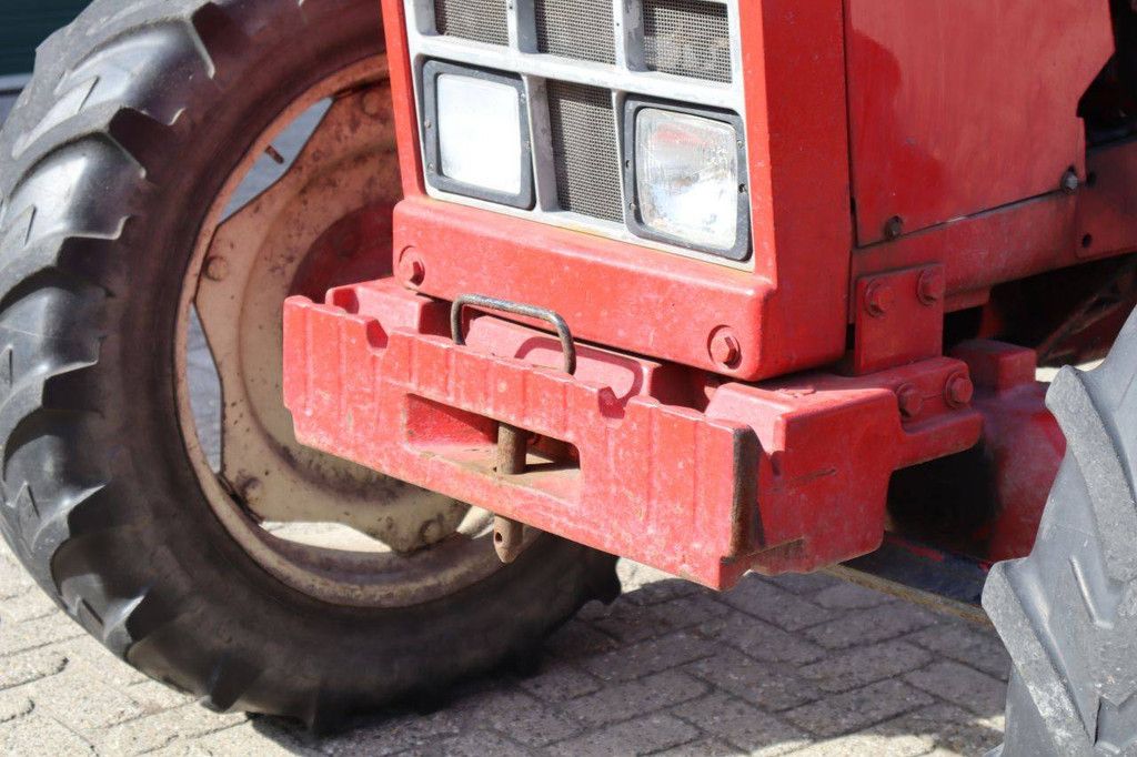 Tractor International Harvester IH 845AXLF Diesel 59kW 1983