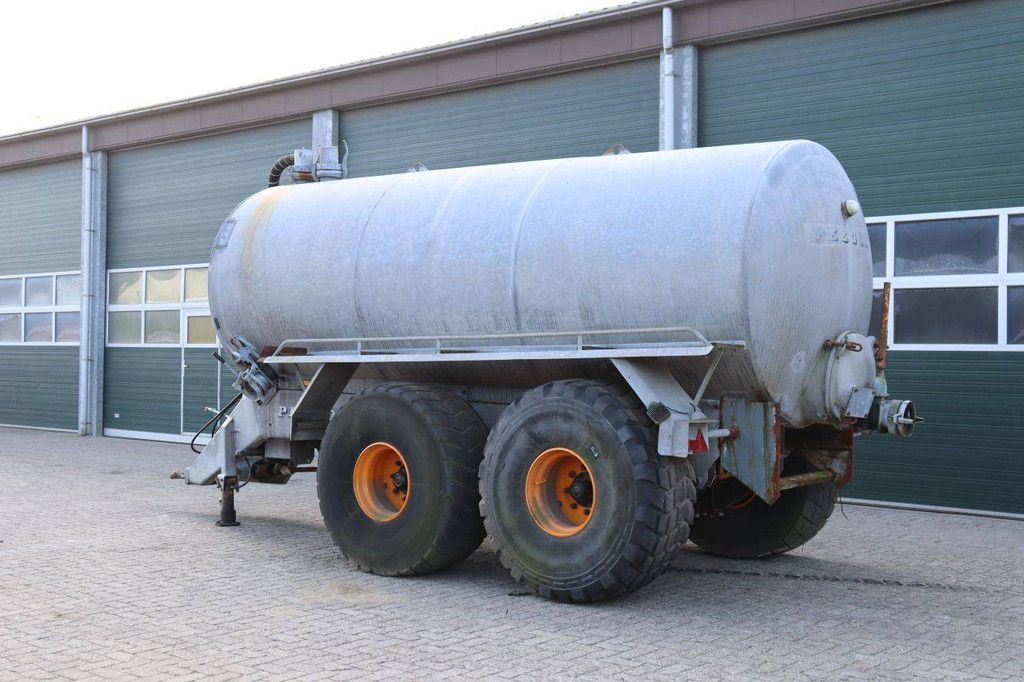 Slurry tank Peecon 13000 1991