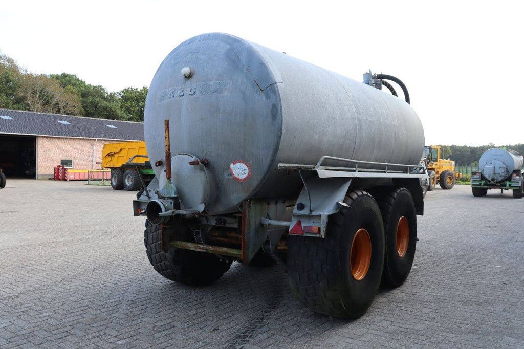Slurry tank Peecon 13000 1991