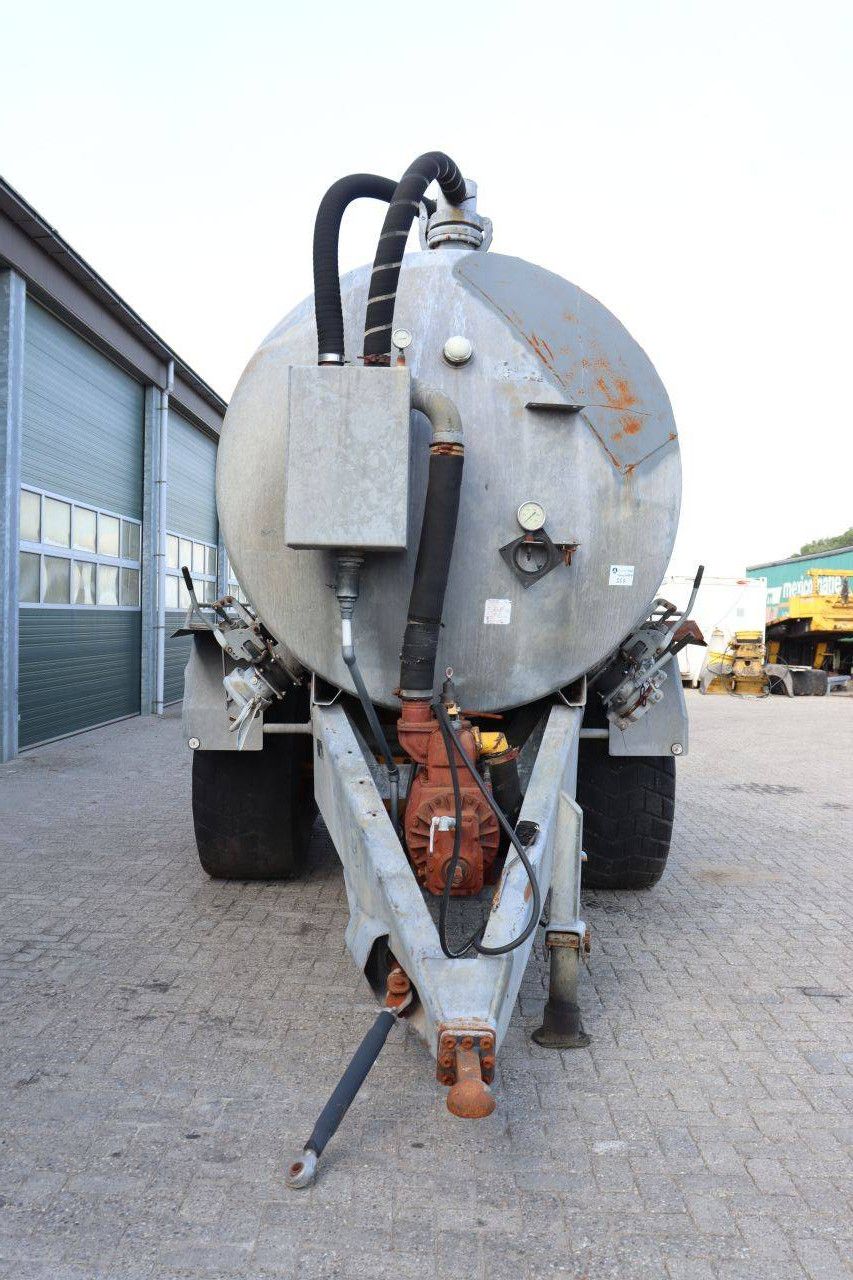 Slurry tank Peecon 13000 1991