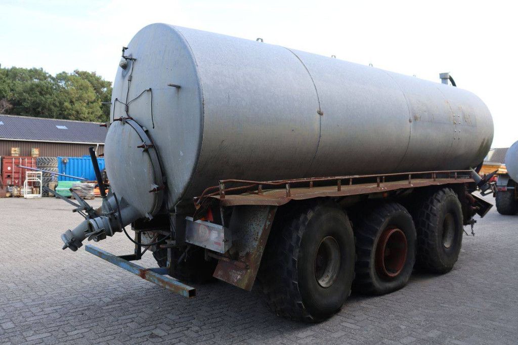 Slurry tank Dezeure B22 LL 1992