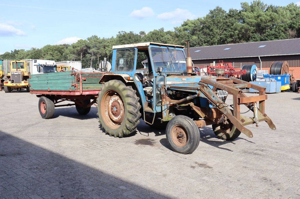 Ford 5000 Diesel-Sattelzugmaschine, Baujahr 1970, mit Anhänger