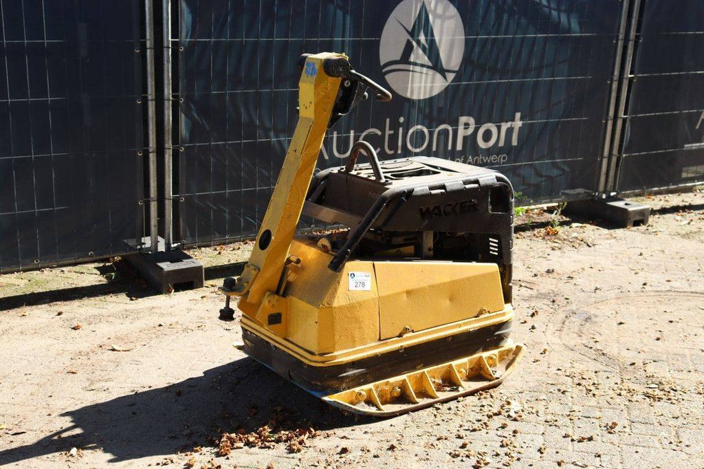 Wacker DPU 100-70 Vibratory Plate Petrol 14.7kW 2006