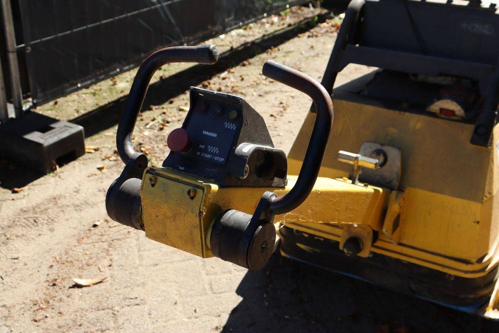 Wacker DPU 100-70 Vibratory Plate Petrol 14.7kW 2006