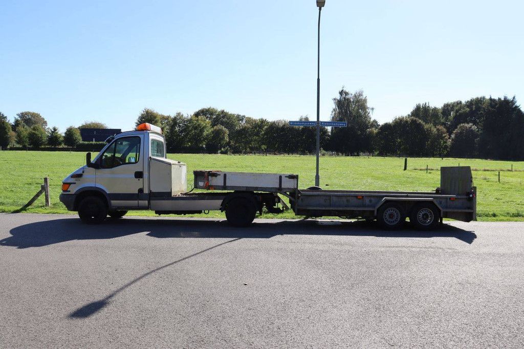 BE Combination Iveco Daily 35C13T Diesel 125hp 2000 with Semi-Low Loader