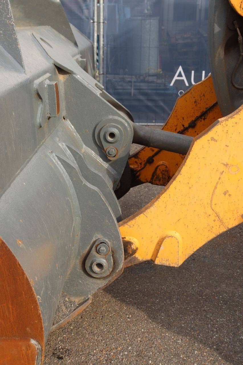 Liebherr L566 Diesel Wheel Loader 190kW 2014