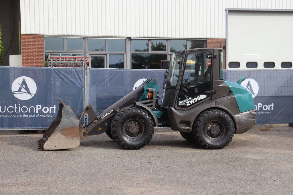 Hitachi ZW95 Diesel Wheel Loader 55.4kW 2015