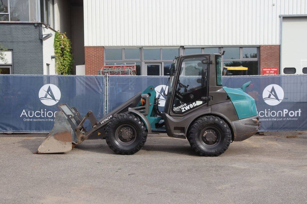 Hitachi ZW95 Diesel Wheel Loader 55.4kW 2015
