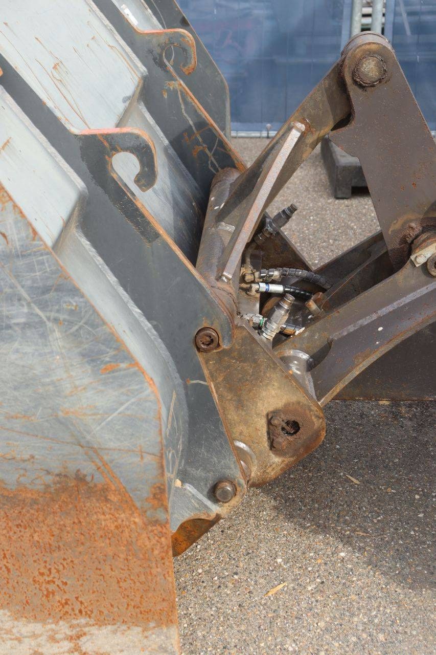 Hitachi ZW95 Diesel Wheel Loader 55.4kW 2015