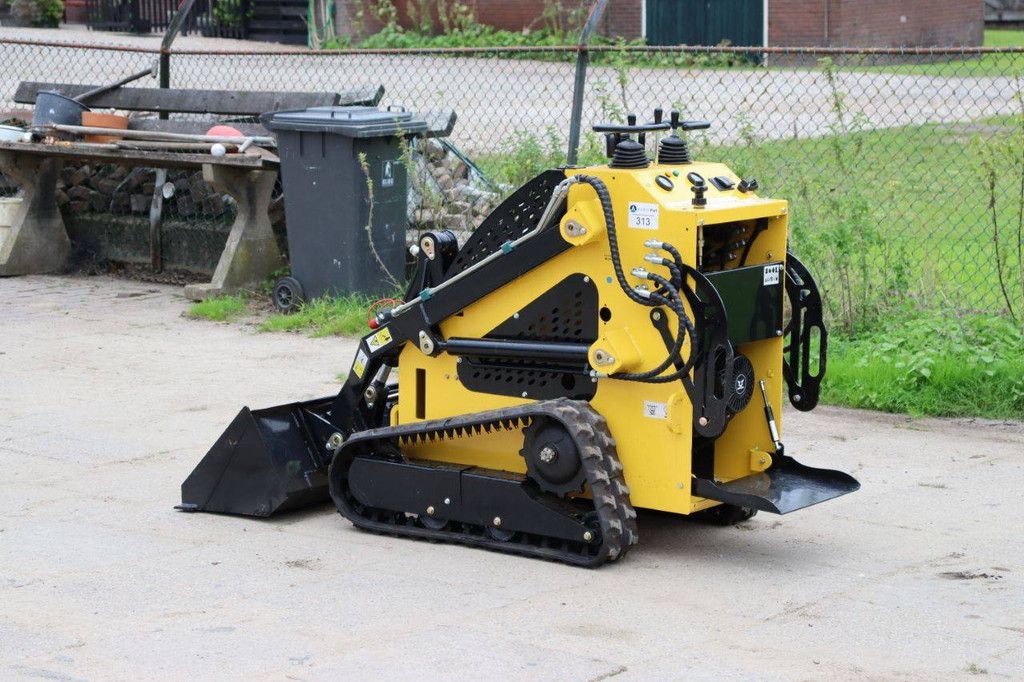 Delano T360 Kompaktlader, Benzin, 18 PS, Baujahr 2026, Neu