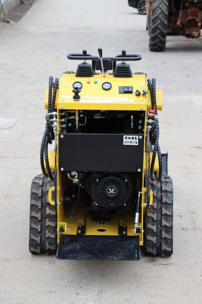Delano T360 Kompaktlader, Benzin, 18 PS, Baujahr 2026, Neu