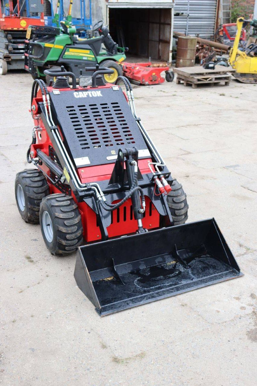Captok CK323TZ Skid Steer Loader Diesel 13.5 hp 2026 New