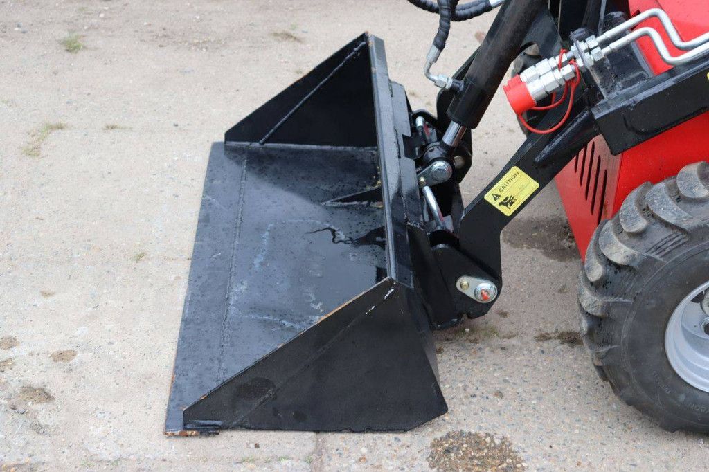 Captok CK323TZ Skid Steer Loader Diesel 13.5 hp 2026 New