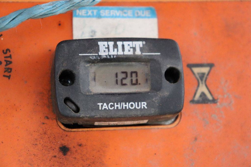 Houtversnipperaar Eliet Super Prof 2000 Benzine 18pk 2011