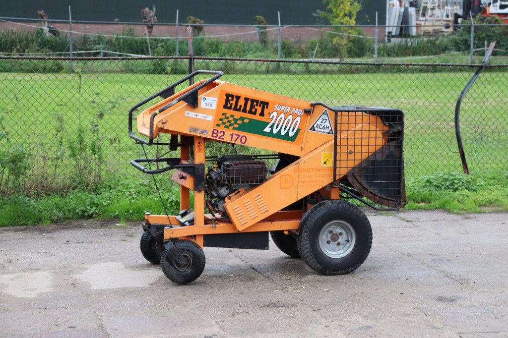 Wood Chipper Eliet Super Prof 2000 Petrol 18hp 2011