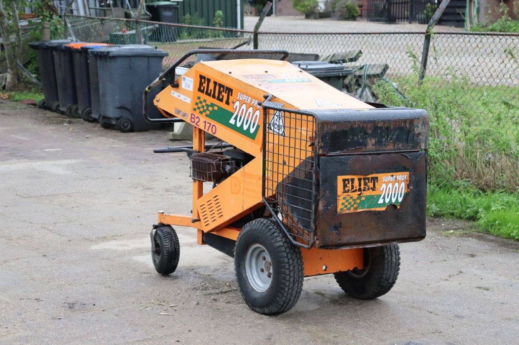Wood Chipper Eliet Super Prof 2000 Petrol 18hp 2011