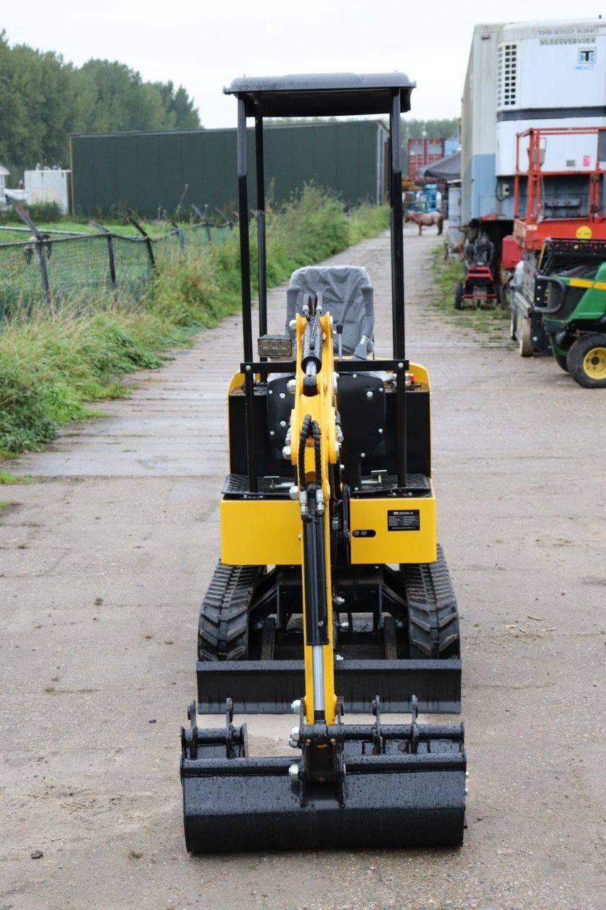 Nuoman NM-E12 Diesel-Minibagger 7kW, Baujahr 2026, Neu