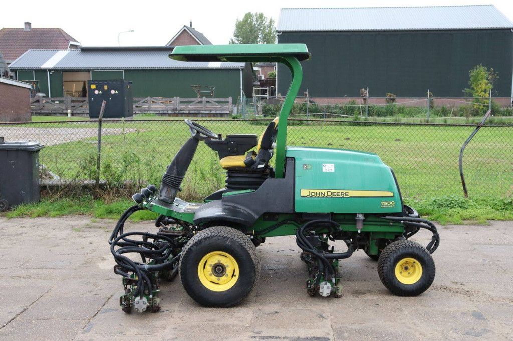 John Deere 7500 PC FM Diesel 27,3 kW Spindelmäher