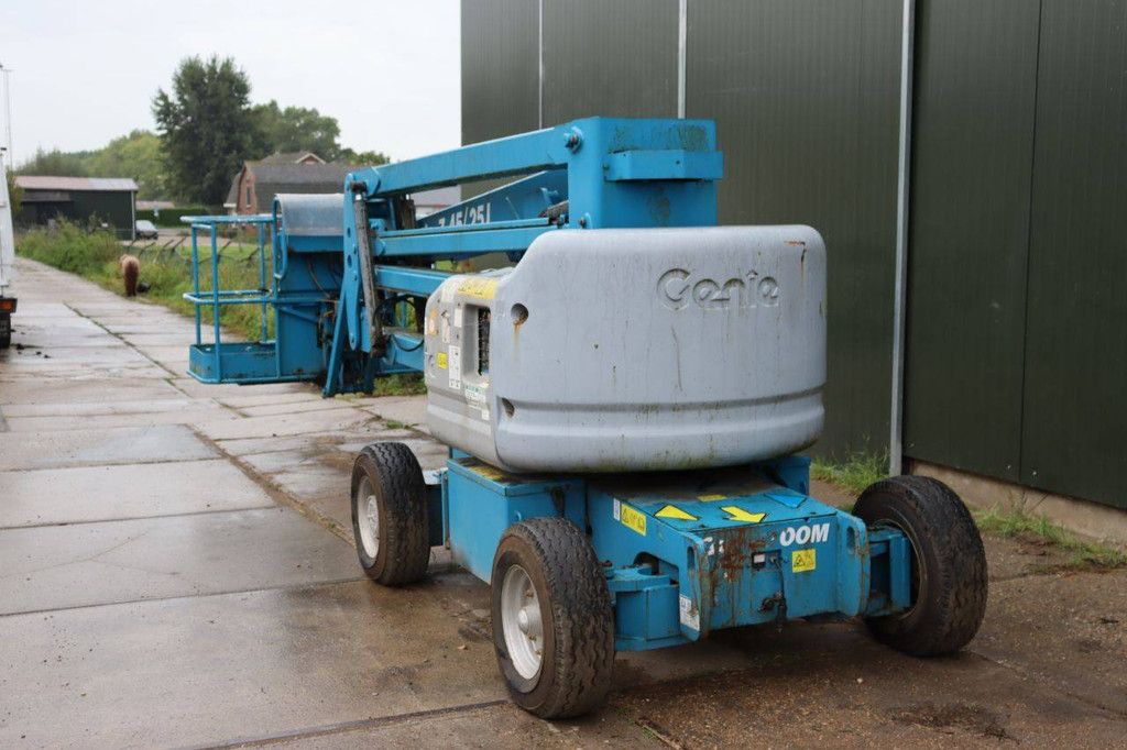 Genie Z-45/25J Gelenkteleskoparbeitsbühne, elektrisch + dieselbetrieben, 227 kg, 15,8 m, Baujahr 2006