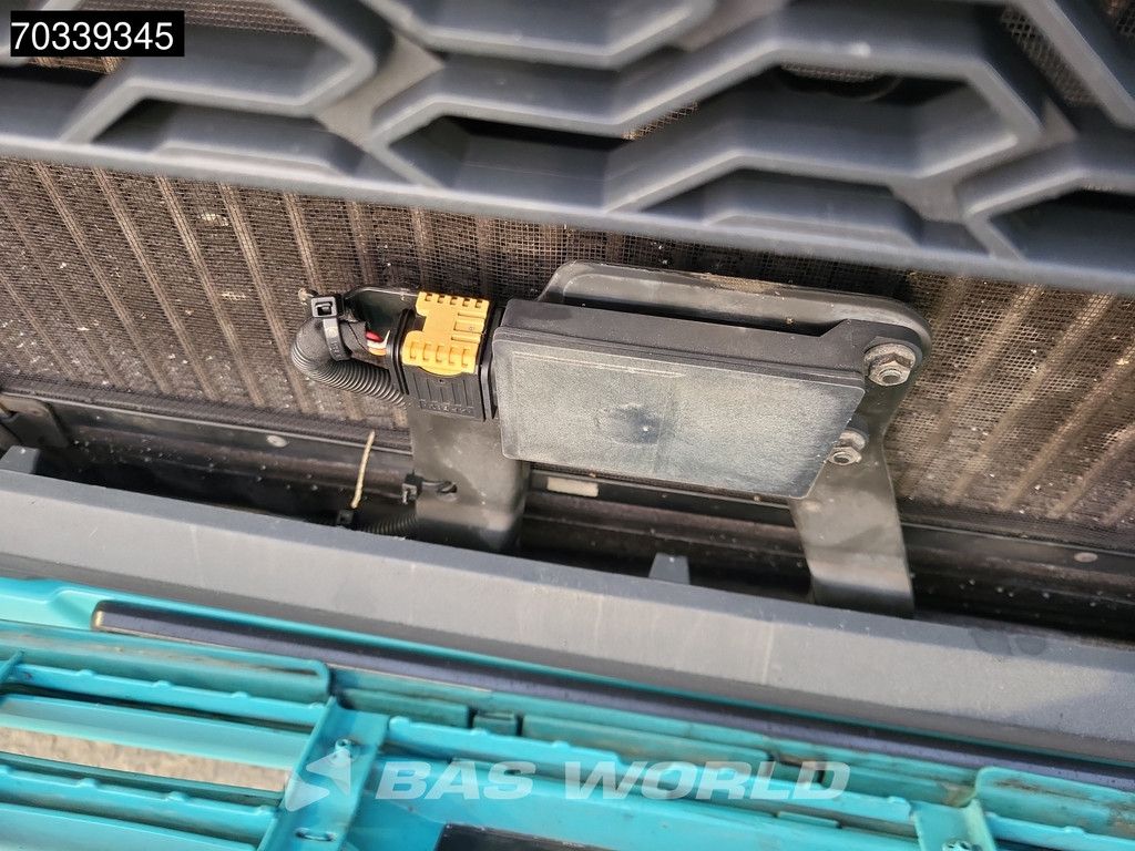 Volvo FH 460 4X2 ADR 2x Tanks Cruise Control