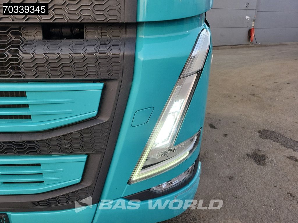 Volvo FH 460 4X2 ADR 2x Tanks Cruise Control