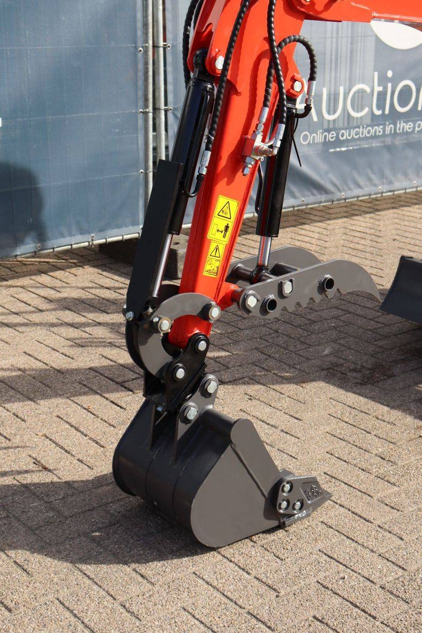 Eagle Machinery LB18 Diesel 21kW Mini Excavator 2026 New