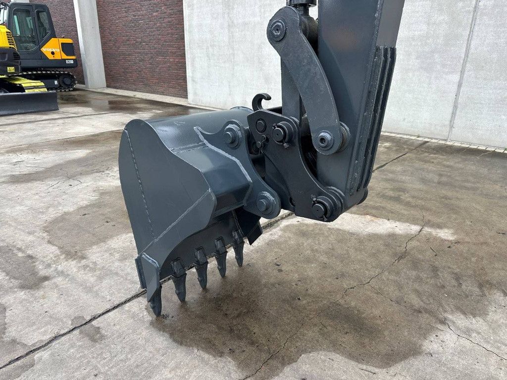 Midi excavator Volvo EC55B Diesel 2012