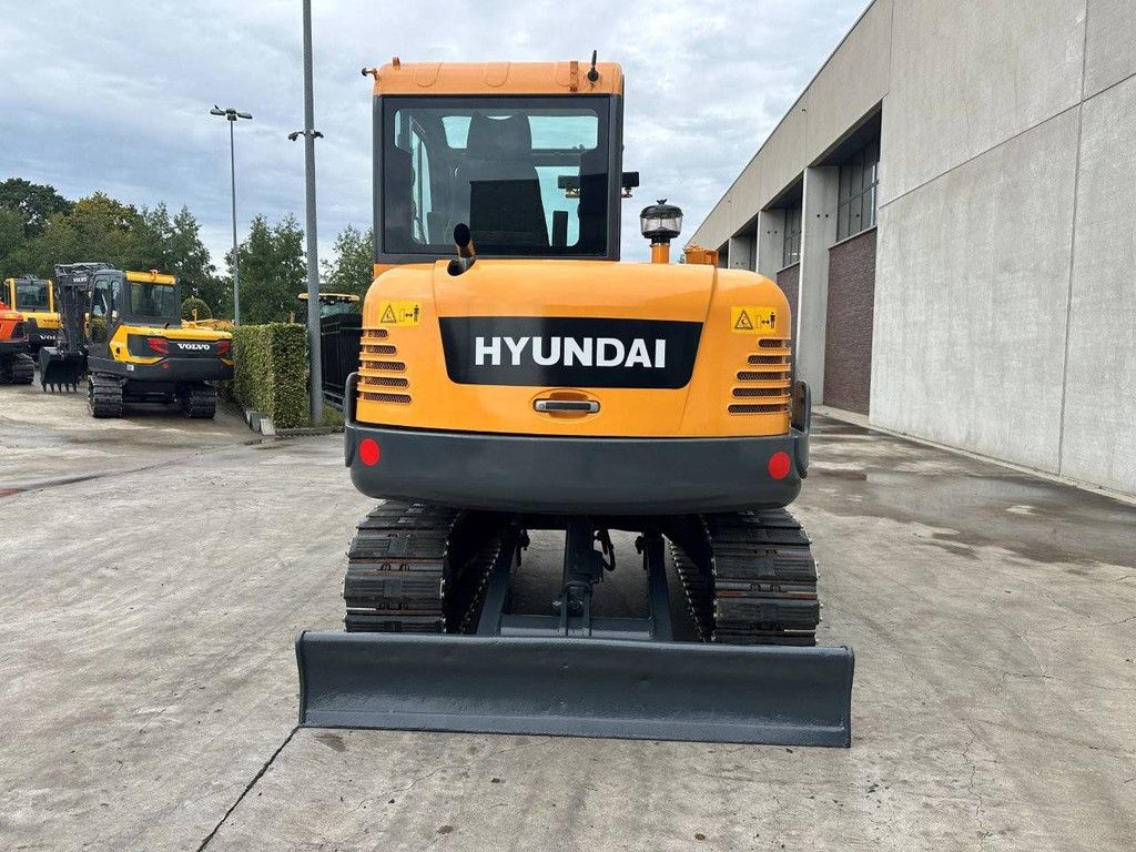 Midi excavator Hyundai R60VS Diesel 2017
