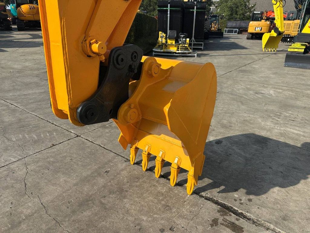 Midi-Bagger JCB 8056 Diesel 2011