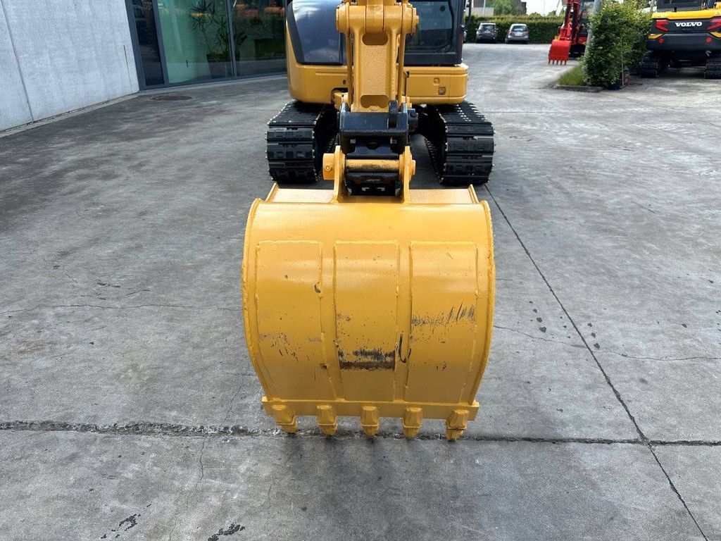 Midi-Bagger Komatsu PC40MR-2 Diesel 2012