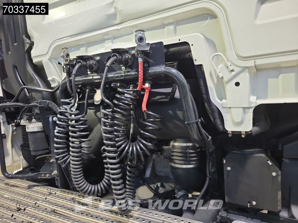 MAN TGX 18.510 4X2 XLX Retarder 2xTanks ACC Standklima