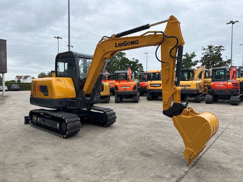 Midi excavator LiuGong CLG906E Diesel 2021