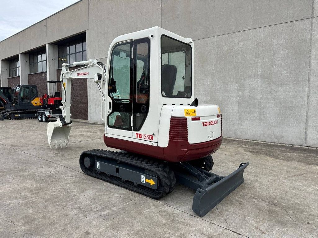 Midi excavator Takeuchi TB135 Diesel 2012