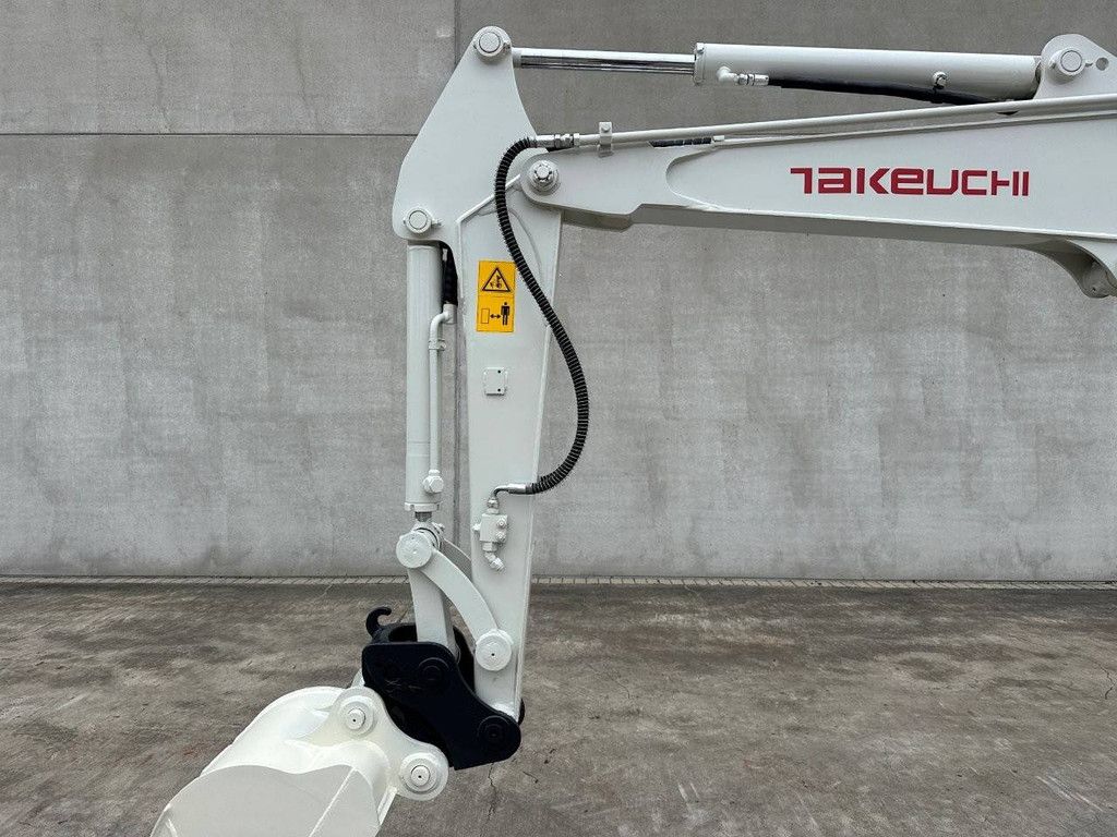 Midi excavator Takeuchi TB135 Diesel 2012