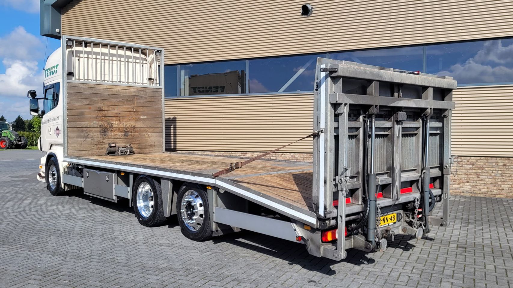Scania R500