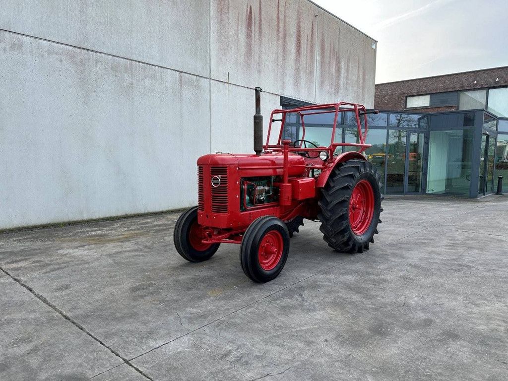 Tractor Oldtimer VOLVO BM T55 Diesel