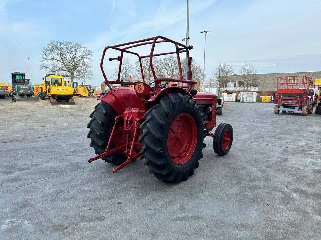 Tractor Oldtimer VOLVO BM T55 Diesel