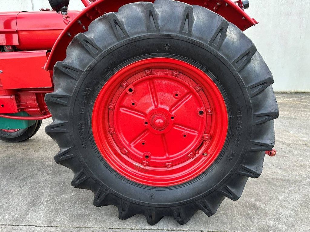 Tractor Oldtimer VOLVO BM T55 Diesel