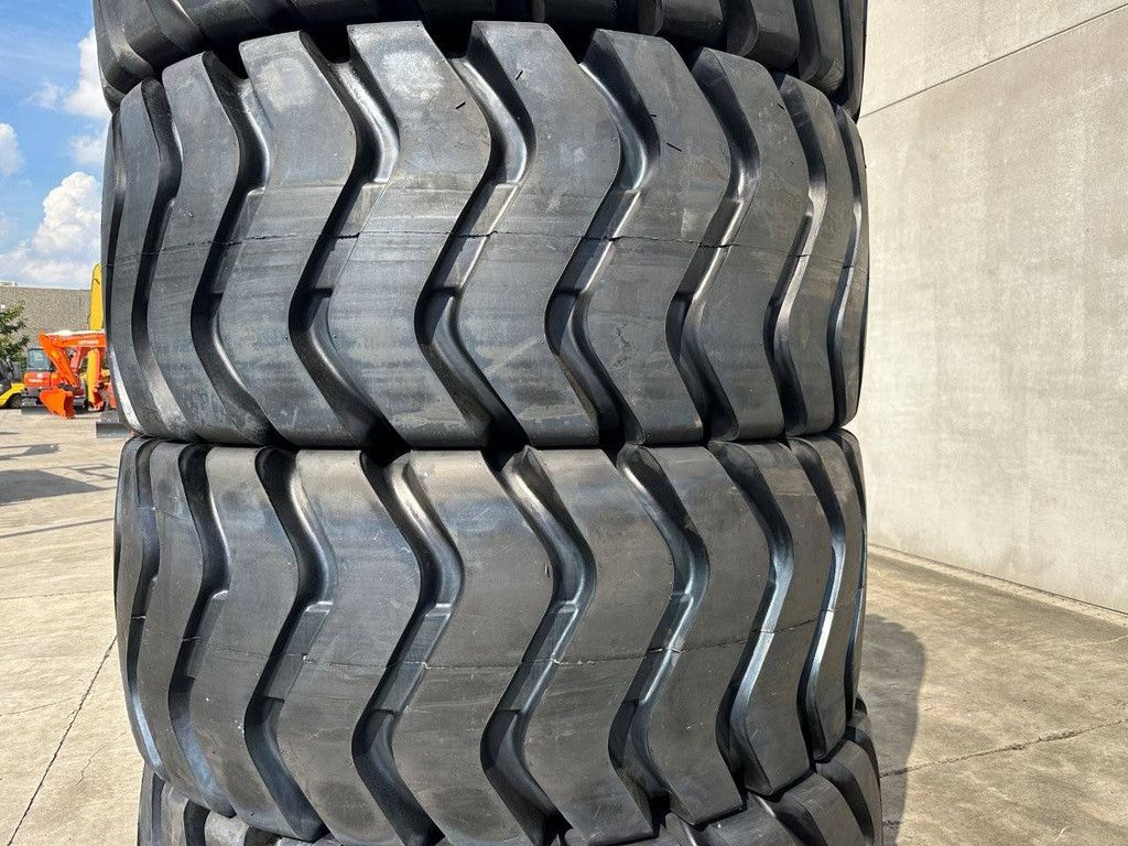 Forcestone 29.5-25 Wheel Loader Tires New