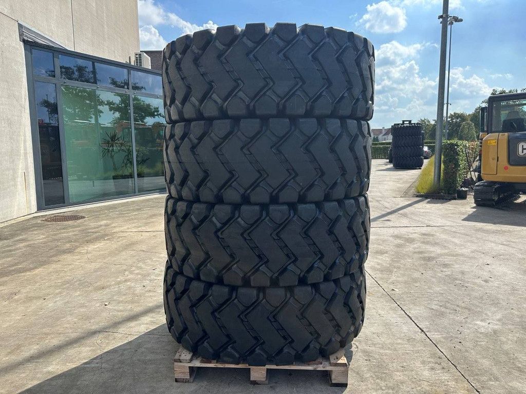 Wielladerbanden Forcestone 20.5-25 Nieuw