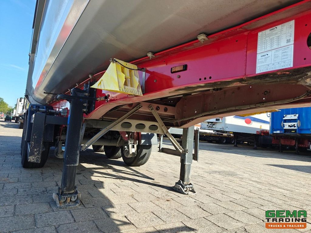 Schmitz Cargobull N/A 34 m³ – Aluminium-Chassis – Hardox-Stahlkipper – Schmitz-Scheibenbremsen – Liftachse – Reifendruckkontrollsystem – 8910 kg