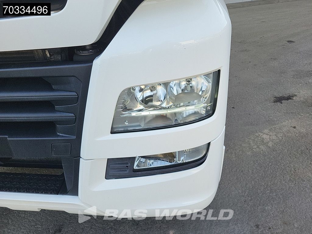 MAN TGX 18.470 4X2 XLX Mega Retarder 2x Tanks Standklima ACC