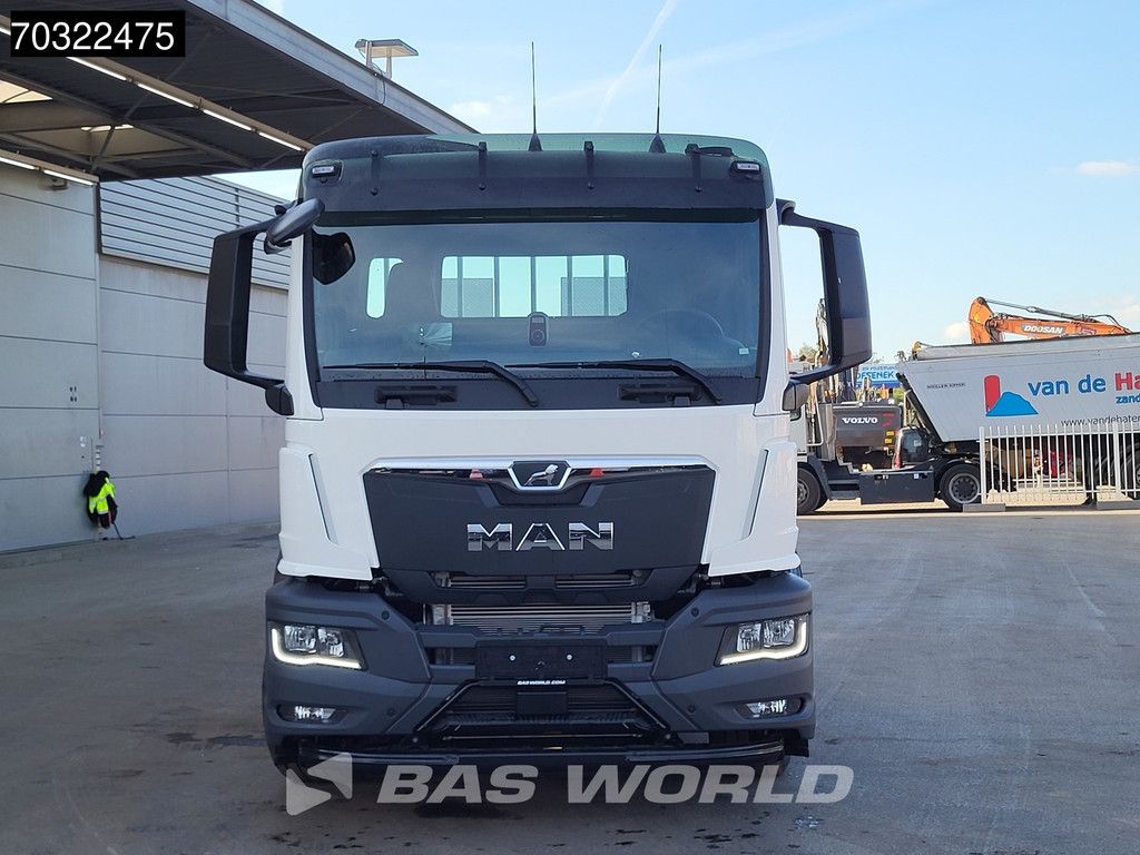 MAN TGS 26.440 6X2 NEW! Oprijwagen Machine transporter Hydraulic ramps Automatic Euro 6