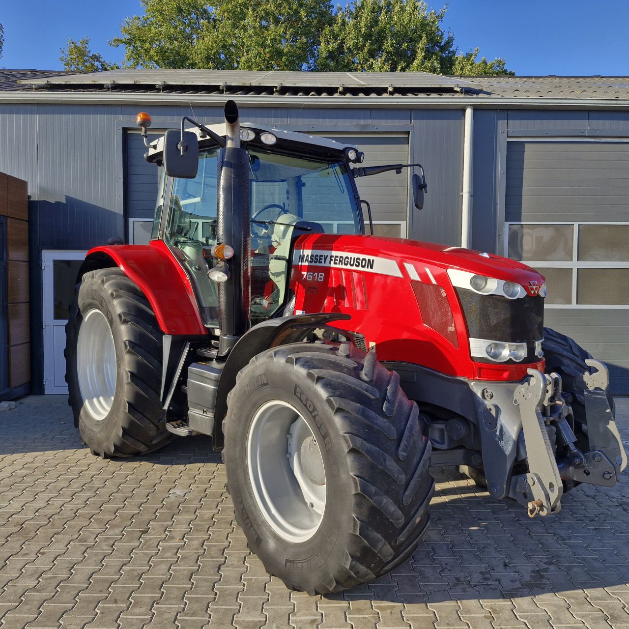 Massey ferguson 7618
