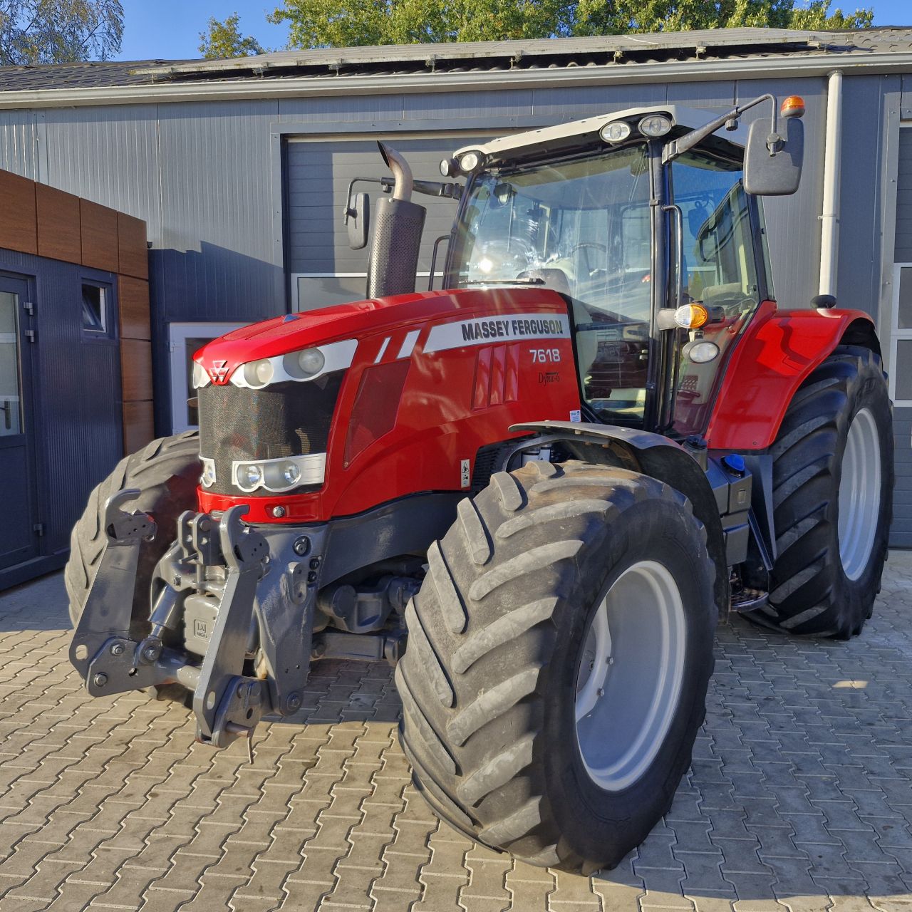 Massey ferguson 7618