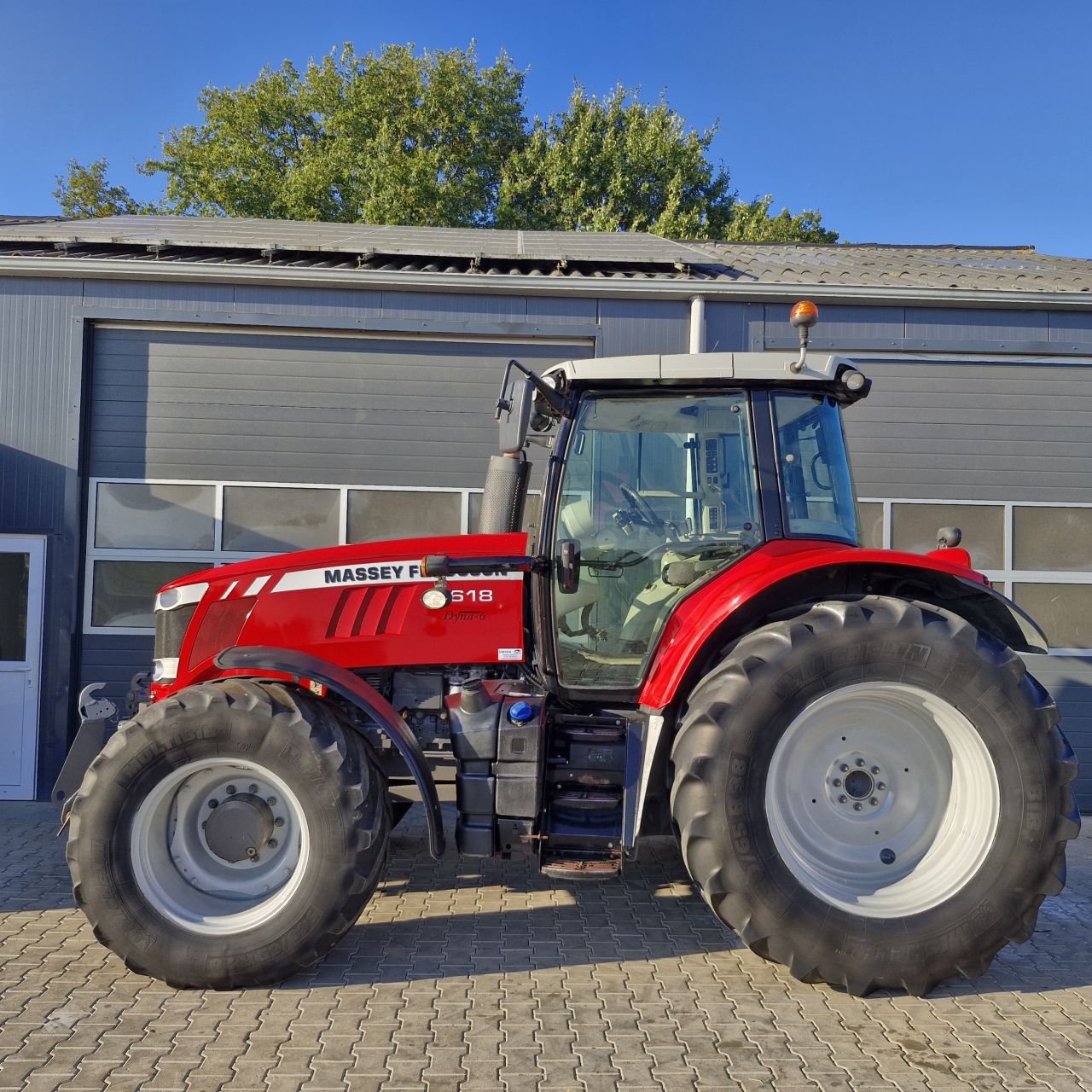 Massey ferguson 7618